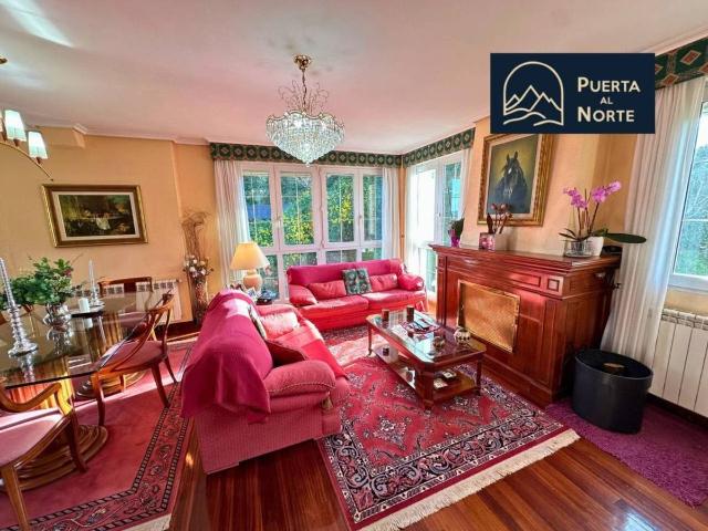 Casa chalet en Venta en Alisal San Román