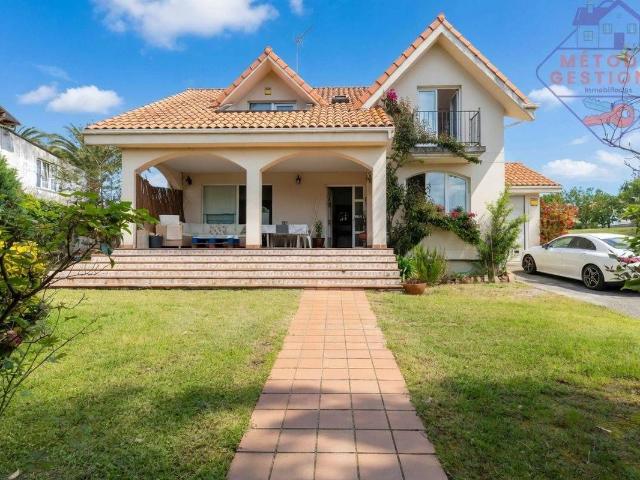 Casa chalet en Venta en Alisal San Román