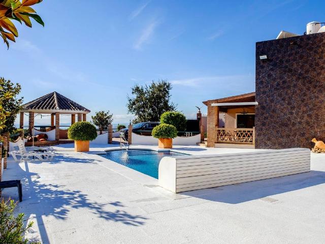 Casa chalet en Venta en Altos de Estepona