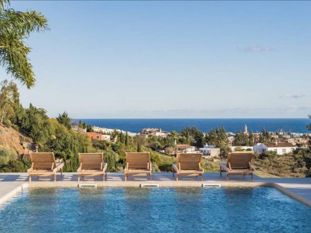 Casa chalet en Venta en Altos de Estepona