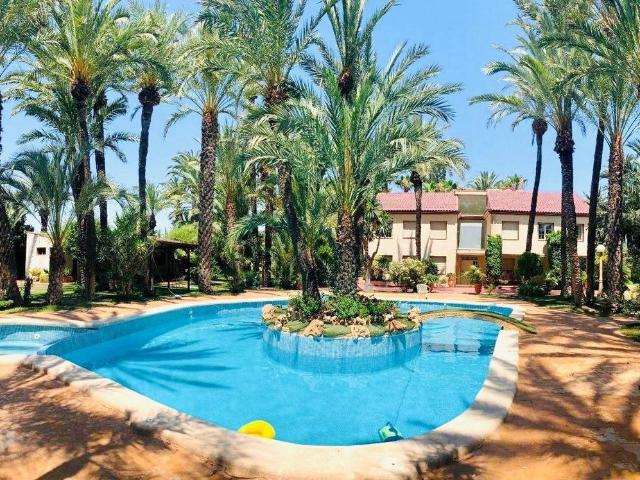 Casa chalet en Venta en Alzabares