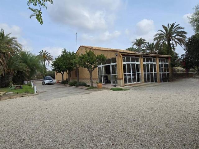 Casa chalet en Venta en Alzabares