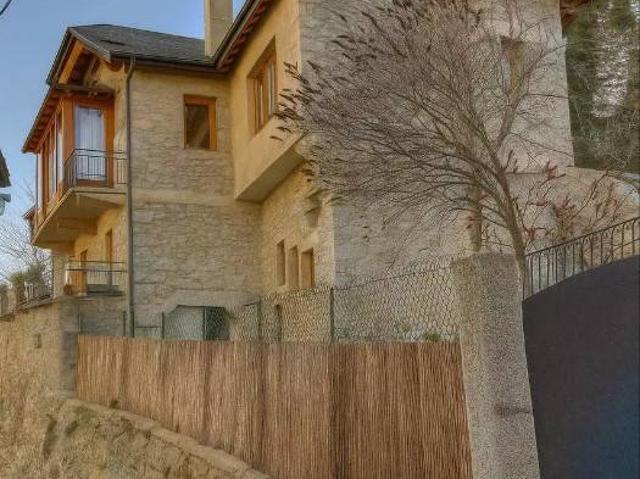 Casa chalet en Venta en Angoustrine Villeneuve des Escaldes