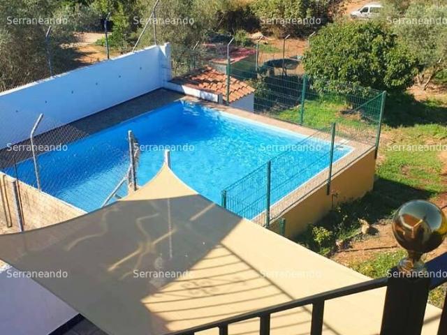Casa chalet en Venta en Aroche