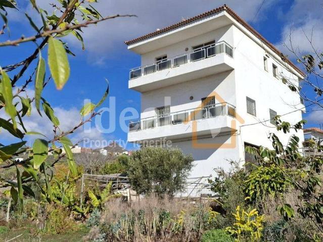 Casa chalet en Venta en Arona pueblo