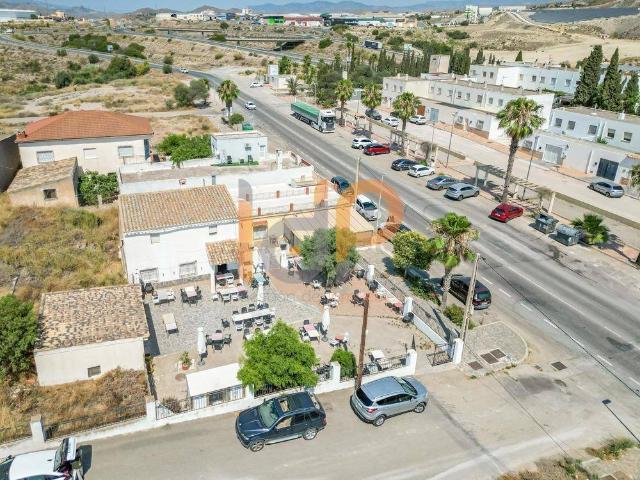Casa chalet en Venta en Arboleas