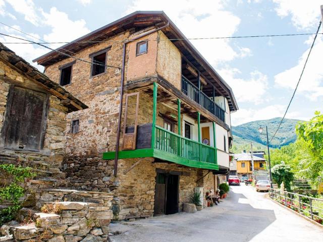 Casa chalet en Venta en Área Rural Sur