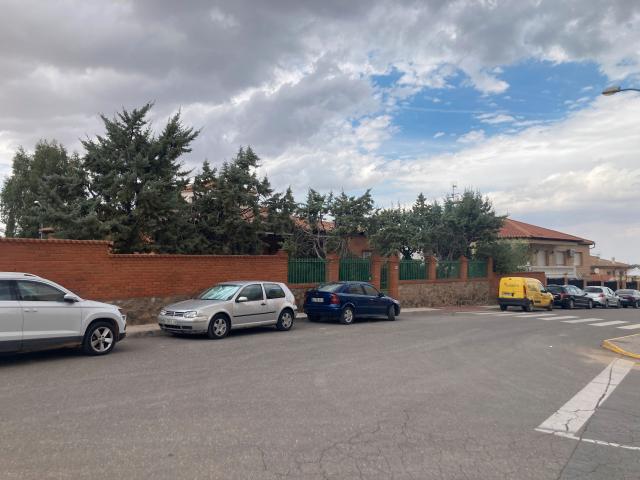 Casa chalet en Venta en Argés