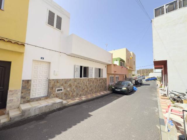Casa chalet en Venta en Arico