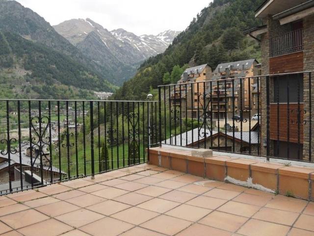 Casa chalet en Venta en Arinsal Erts