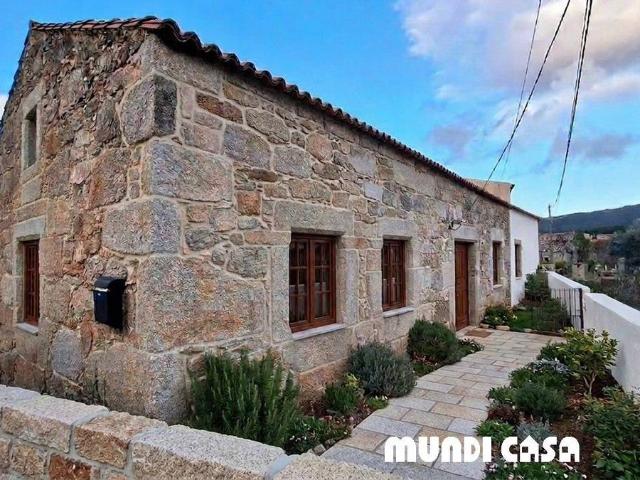 Casa chalet en Venta en Artes