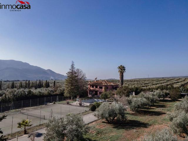 Casa chalet en Venta en Atarfe