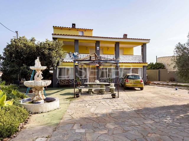 Casa chalet en Venta en Avenida Alemania Italia