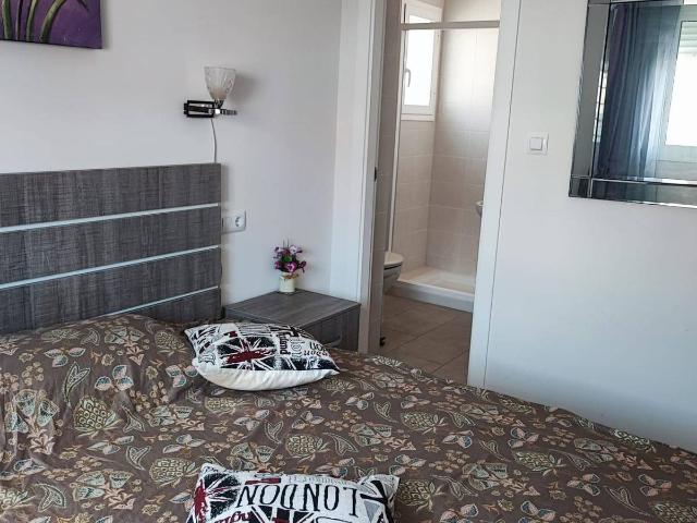 Casa chalet en Venta en Avenida Habaneras Curva de Palangre
