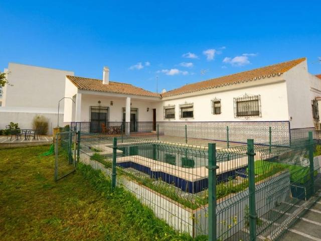 Casa chalet en Venta en Avenida Juan Diego