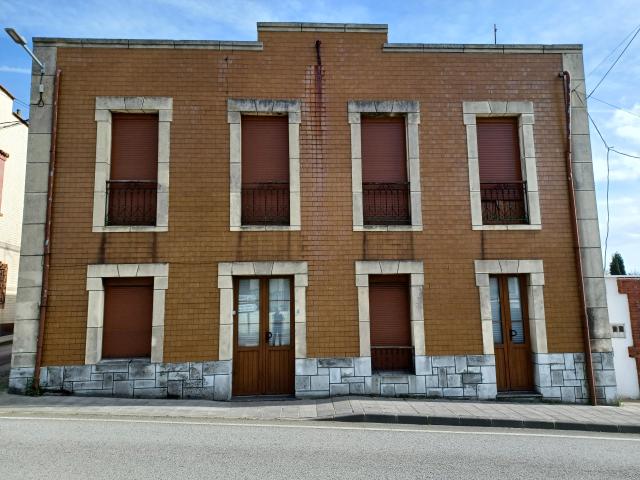 Casa chalet en Venta en Llaranes