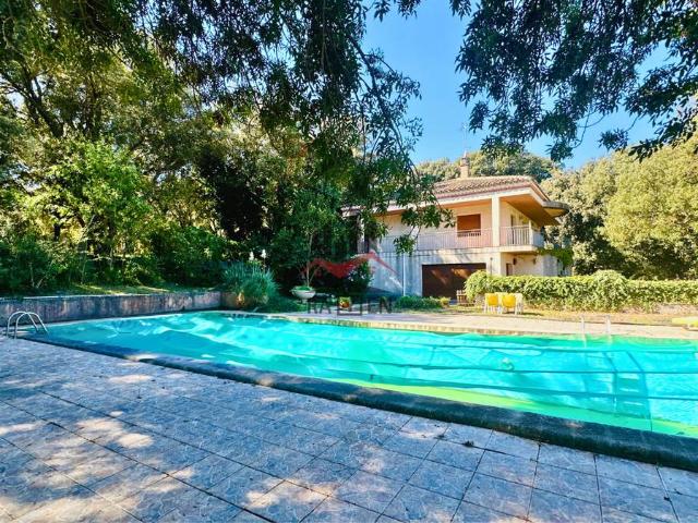 Casa chalet en Venta en Avinyonet de Puigventós