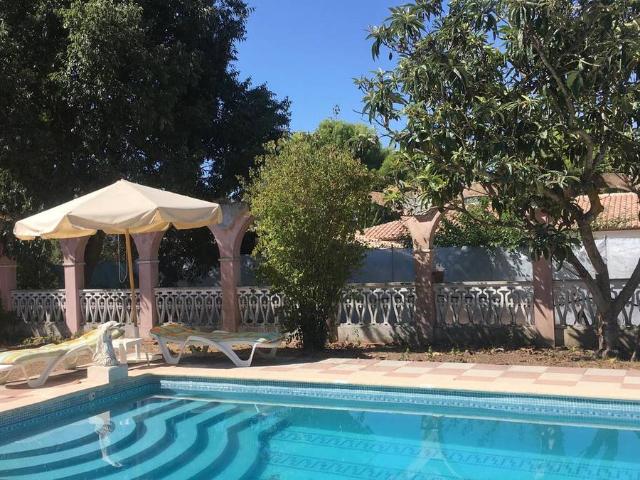 Casa chalet en Venta en Baeza