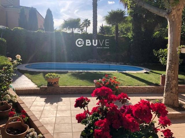 Casa chalet en Venta en Baeza