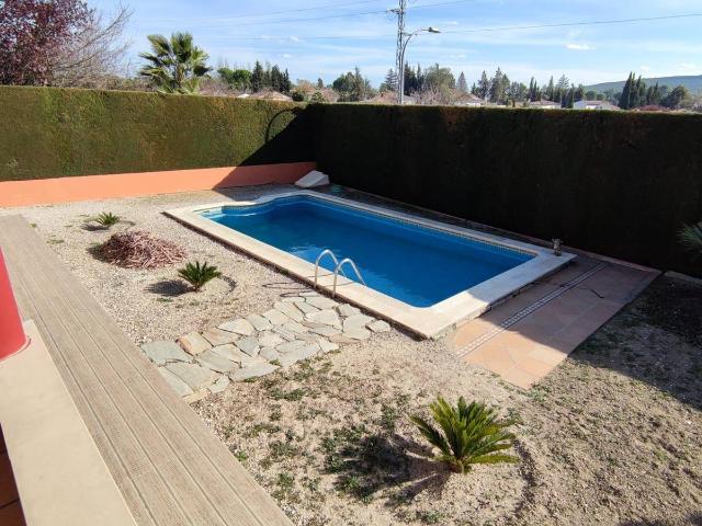Casa chalet en Venta en Baeza