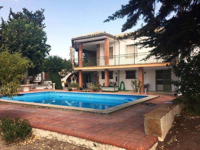 Casa chalet en Venta en Baeza