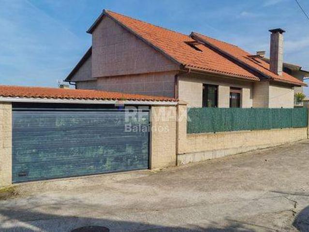 Casa chalet en Venta en Baiona