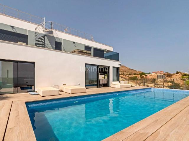 Casa chalet en Venta en Balcón de Finestrat Terra Marina