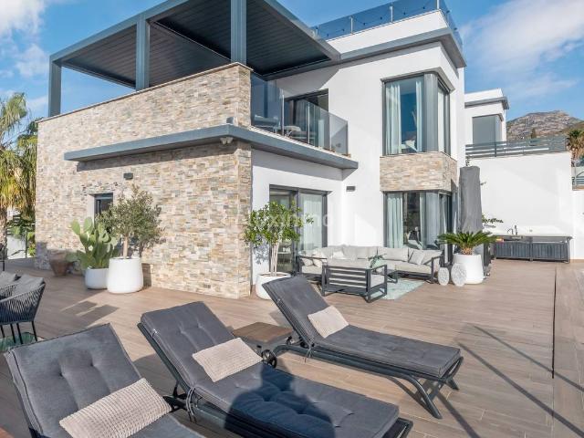 Casa chalet en Venta en Balcón de Finestrat Terra Marina