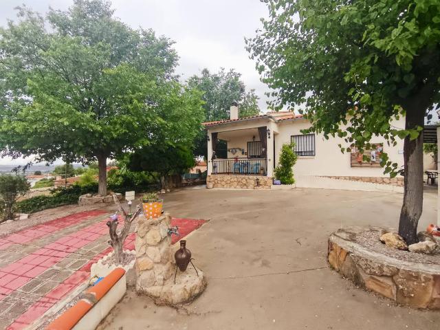 Casa chalet en Venta en Barajas de Melo