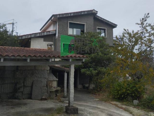 Casa chalet en Venta en Barbadás
