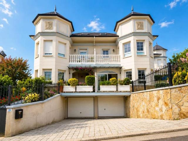 Casa adosada en Venta en Bárcena de Cicero