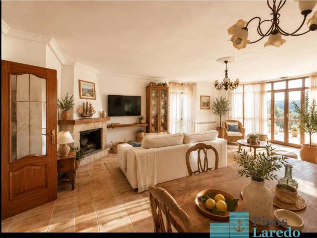 Casa chalet en Venta en Bárcena de Cicero