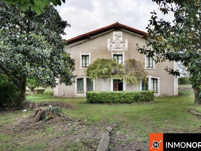 Casa chalet en Venta en Bárcena de Cicero