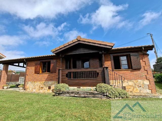 Casa chalet en Venta en Bareyo pueblo