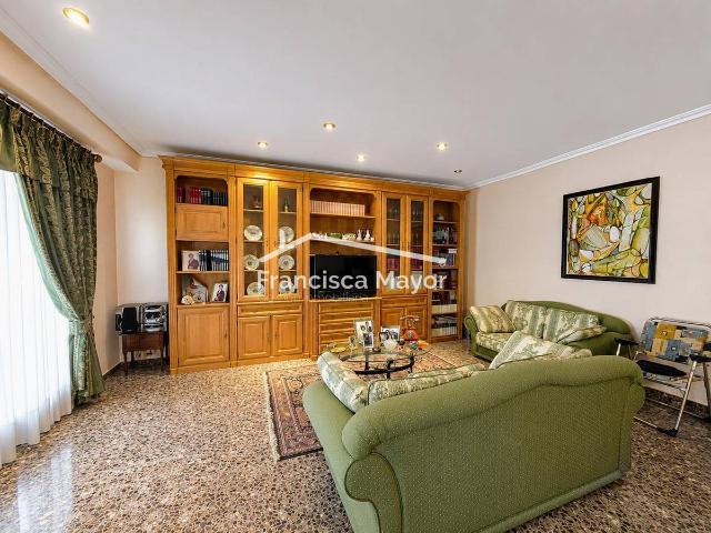 Casa chalet en Venta en Benaguasil