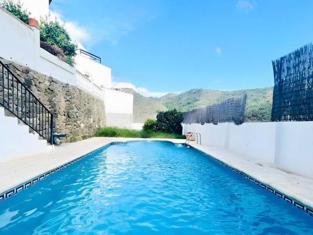 Casa chalet en Venta en Benahavís pueblo