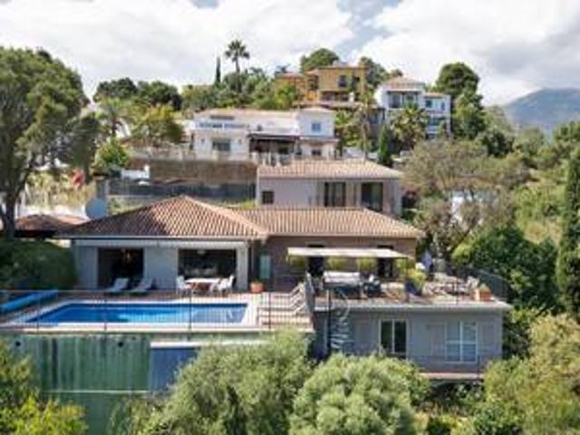 Casa chalet en Venta en Benahavís pueblo