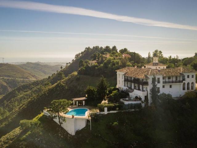 Casa chalet en Venta en Benahavís pueblo