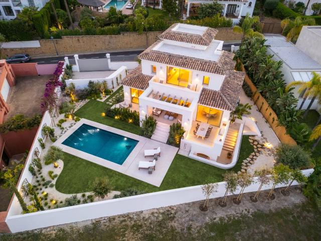 Casa chalet en Venta en Benahavís pueblo