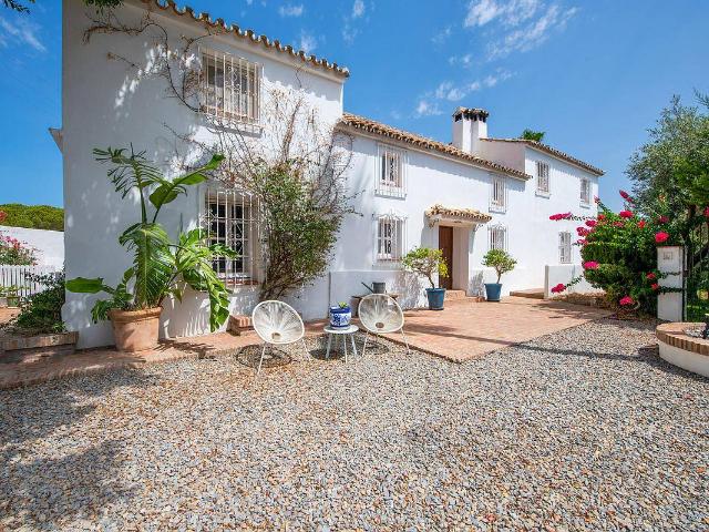 Casa chalet en Venta en Benahavís pueblo