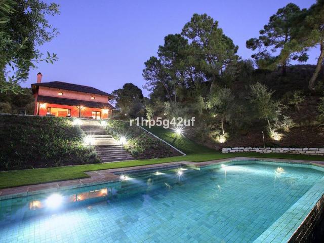 Casa chalet en Venta en Benahavís pueblo