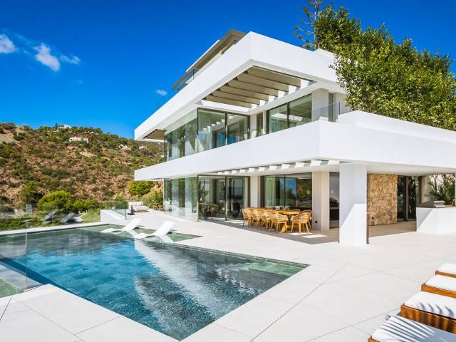 Casa chalet en Venta en Benahavís pueblo