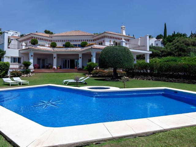 Casa chalet en Venta en Benahavís pueblo