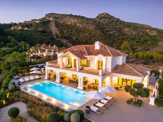 Casa chalet en Venta en Benahavís pueblo