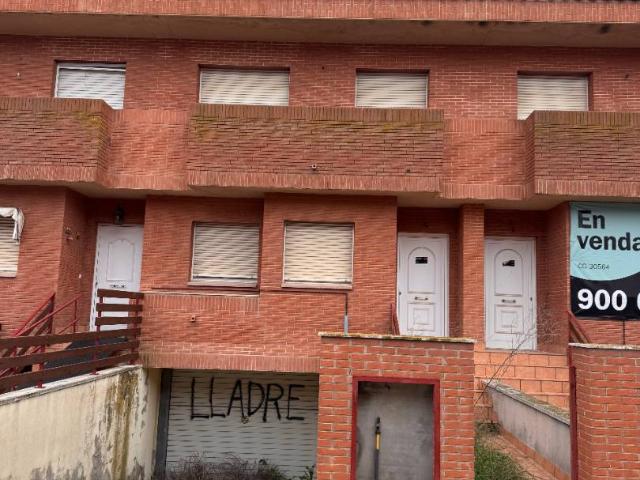 Casa chalet en Venta en Benavent de Segrià