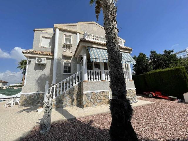 Casa chalet en Venta en Benferri