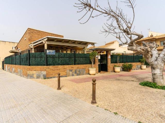 Casa chalet en Venta en Beniaján
