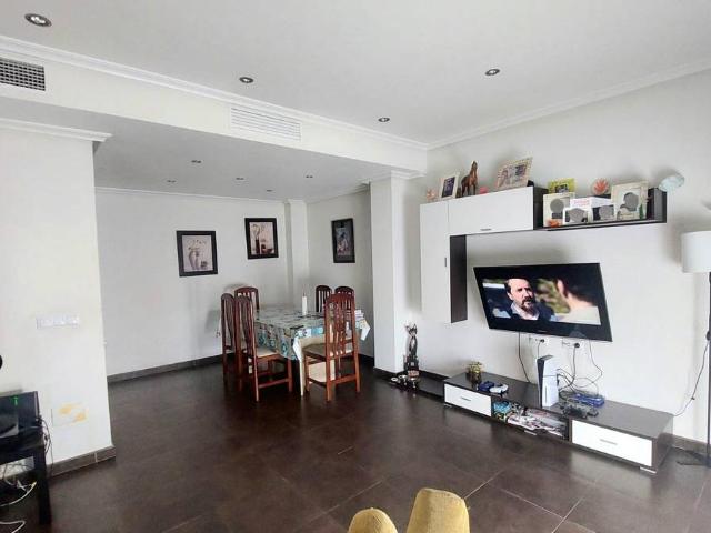 Casa chalet en Venta en Beniaján