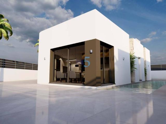 Casa chalet en Venta en Benijófar