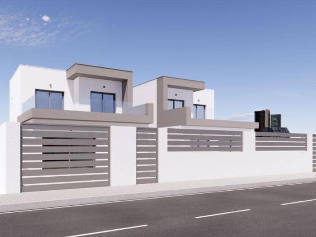 Casa chalet en Venta en Benijófar